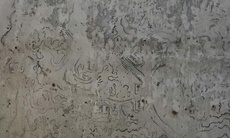 Lộ bức họa nghi bản đồ cổ sau lớp sơn tại di tích Khâm Thiên Giám