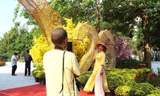 Nhiều người đổ về công viên được xây dựng trên ‘đất vàng’ bỏ hoang ở TPHCM