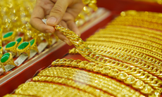 Giá vàng hôm nay ngày 29/1 tăng dữ dội không ngừng