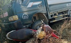 Xe tải tự trôi tông bé gái 10 tuổi tử vong