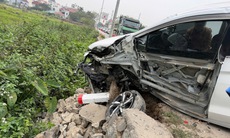 Video tình tiết vụ tai nạn giao thông liên hoàn 4 xe ô tô tại Hà Nội