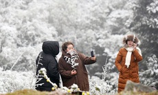 Không khí lạnh cực mạnh khiến Hà Nội rét 9 độ, Mẫu Sơn nhiệt giảm dưới 3 độ