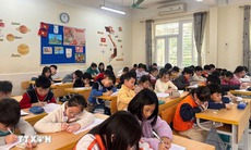 Nhiều trường học Hà Nội lùi giờ vào lớp đảm bảo sức khỏe cho học sinh