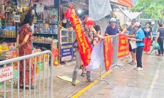 Chủ tịch Hà Nội yêu cầu bố trí kinh doanh với 200 tiểu thương chợ Kim Liên