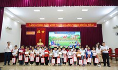 Tiếp sức 506 học sinh nghèo ở Nghệ An trên hành trình đến trường