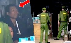 Nghẹt thở giải cứu nữ nhân viên bị kẻ lạ mặt dí dao khống chế