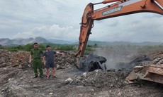 Lật tẩy đường dây chôn lấp trái phép 300 tấn chất thải ở Quảng Ninh