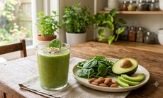 Bật mí 3 công thức làm sinh tố hạt giàu magie thơm ngon cho người mất ngủ