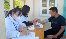Những trường hợp nào được xét tặng Kỷ niệm chương 'Vì sức khỏe nhân dân' không tính thời gian công tác