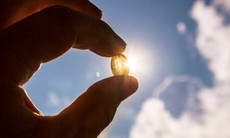 Cách tắm nắng bổ sung vitamin D an toàn cho da
