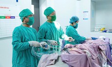 Mổ cấp cứu thành công 2 ca viêm ruột thừa chuyển từ đảo Thanh Lân