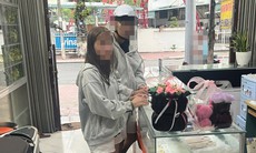 Thiếu nợ, 4 người bàn nhau cướp điện thoại tại cửa hàng