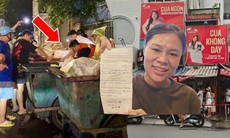 Quán ăn ở TP.HCM bới tung 3 thùng rác tìm phong bì tiền cho du khách Singapore