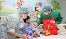 Thứ trưởng Thường trực Vũ Mạnh Hà thăm, chúc Tết, kiểm tra công tác khám chữa bệnh tại Bệnh viện Nhi và Mắt TW