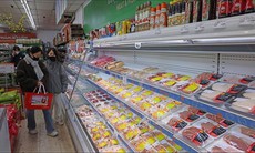 Người dân duy trì mua sắm, chi tiêu tiết kiệm trong dịp Tết Nguyên đán