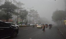 Miền Bắc mưa phùn, nồm ẩm trước khi chuyển nắng oi bức