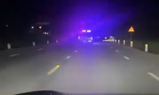 Video Cảnh sát giao thông mở đường đưa bệnh nhân đi cấp cứu trong đêm