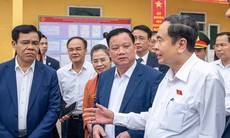 Chủ tịch Quốc hội kiểm tra công tác chuẩn bị bầu cử tại Nghệ An