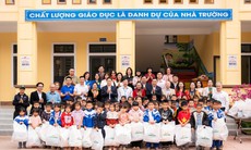 Traphaco đồng hành cùng Báo Sức khỏe và Đời sống mang chăm sóc sức khỏe và hơi ấm Tết đến vùng cao Nghệ An