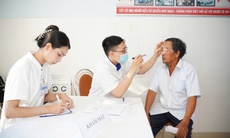 Khám bệnh, cấp phát thuốc miễn phí cho hàng trăm người dân Huế