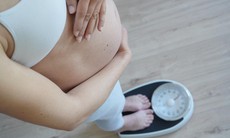 7 lời khuyên của bác sĩ giúp kiểm soát cân nặng khi mang thai