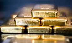 Giá vàng thế giới kết thúc tuần với tâm thế phòng thủ