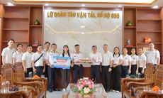 Bệnh viện Răng Hàm Mặt Trung ương TP Hồ Chí Minh thăm, tặng quà Lữ đoàn 955