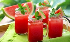 4 lợi ích của nước ép dưa hấu với sức khỏe, uống thế nào là tốt nhất?