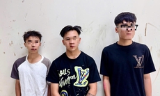 Nhóm thanh thiếu niên mang hung khí đập phá nhà dân trong đêm