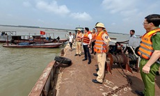 Vụ chìm tàu hút cát ở sông Hồng: Đã tìm thấy thi thể 1 nạn nhân