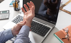 5 nguyên nhân viêm khớp cổ tay, không nên chủ quan