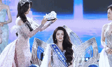 Phương Oanh đăng quang Miss World Vietnam 2025