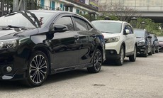 Người dân đến từ sớm trong những ngày đầu áp dụng kiểm định khí thải mới