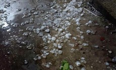 Đêm nay có thể xuất hiện mưa đá, dông lốc, người dân cần chuẩn bị gì giảm thiểu thiệt hại?