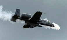 'Xe tăng bay' A-10 Warthog của Mỹ 'xả đạn' bất thường tại Iraq