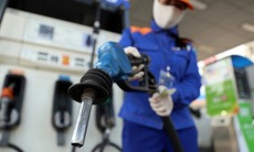 Giá xăng hôm nay tiếp tục tăng mạnh, RON95 lên 22.340 đồng/lít