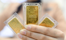 Chốt giá vàng hôm nay ngày 7/3 đảo chiều tăng cực mạnh