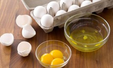Ăn trứng gà có tác dụng chữa bệnh gì?