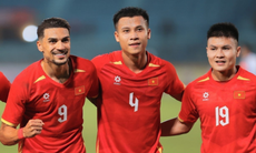 Tuyển Việt Nam tăng 5 bậc, trở lại top 100 thế giới