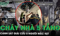 Cháy nhà 5 tầng trong đêm ở Hà Nội, cảnh sát giải cứu 5 người mắc kẹt