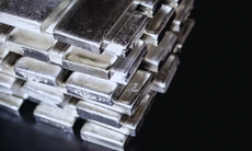 Metals Focus dự báo giá bạc có thể tăng mạnh do thiếu hụt nguồn cung
