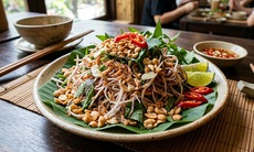 Cách làm nộm hoa chuối tép đồng ngon miệng thanh mát ngày hè