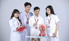 Kỳ thi đánh giá năng lực hành nghề y: Bác sĩ trẻ chuẩn bị gì để bước vào 'đường đua'?
