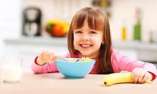 Vai trò của bữa sáng đối với lứa tuổi học sinh