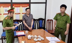 Bắt nguyên cán bộ Ủy ban Kiểm tra Tỉnh ủy Hòa Bình (cũ)