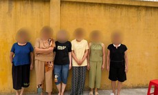 'Nhà cái' bị bắt, lộ nhóm phụ nữ mê chơi đề