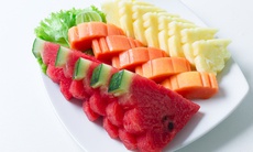 4 nhóm trái cây không nên ăn cùng dưa hấu