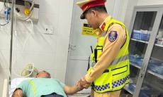 CSGT Nghệ An kịp thời hỗ trợ hai trường hợp nghi đột quỵ, kiệt sức