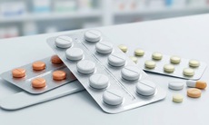 Axit uric đã về ngưỡng bình thường: Bệnh nhân gout có được tự ý dừng thuốc?