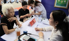 Khám định kỳ miễn phí để phát hiện sớm dấu hiệu bất thường, quản lý sức khỏe liên tục